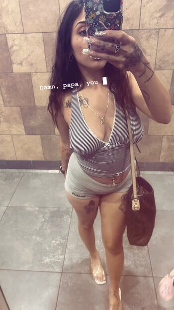 Full leaked Prettymammiiiii private onlyfans photo