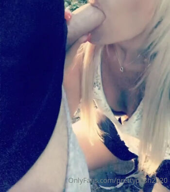 Full leaked Prettyposh private onlyfans photo