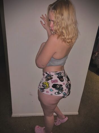 Full leaked Prettyyluhhshyann private onlyfans photo