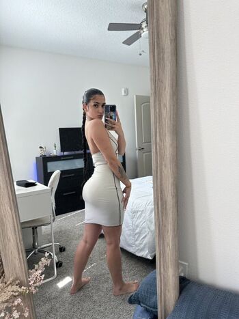 Full leaked Princesaxthalia private onlyfans photo