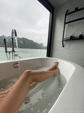 Full leaked Princess lexie  page private onlyfans photo