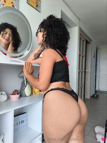 Full leaked Princessbunnybell private onlyfans photo