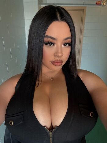 Full leaked Princessmxoxo private onlyfans photo