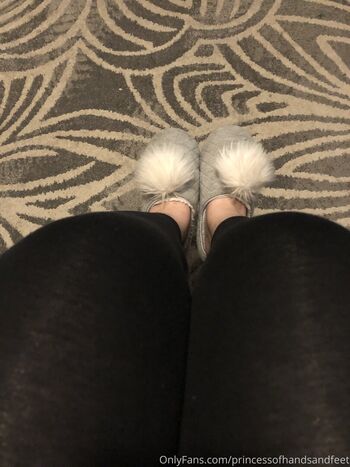 Full leaked Princessofhandsandfeet page private onlyfans photo