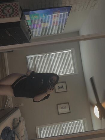 Full leaked Promptlymajestically private onlyfans photo