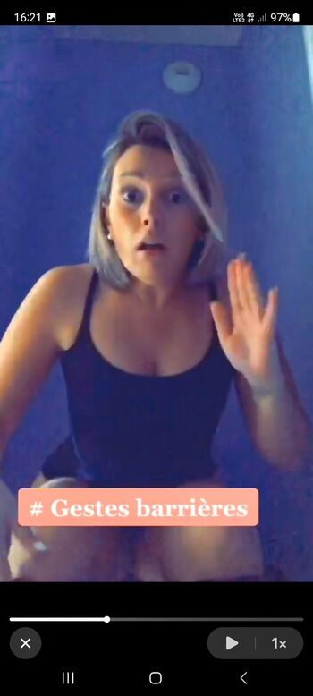 Full leaked Ptitebullededouceur private onlyfans photo