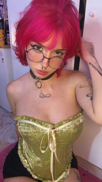 Full leaked Pugabite private onlyfans photo