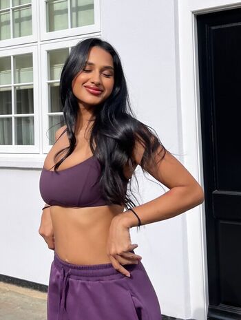 Full leaked Pujaghedia private onlyfans photo