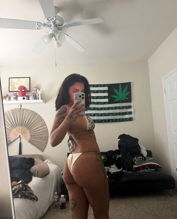 Full leaked Pukekitty private onlyfans photo