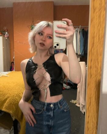 Full leaked Pukjepeuk private onlyfans photo