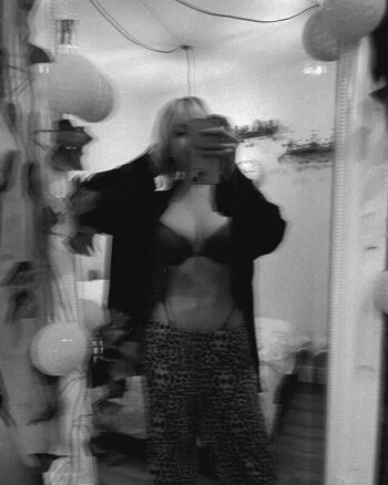 Full leaked Pukjepeuk private onlyfans photo