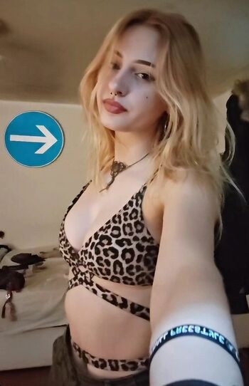 Full leaked Vlogshop/ private onlyfans photo