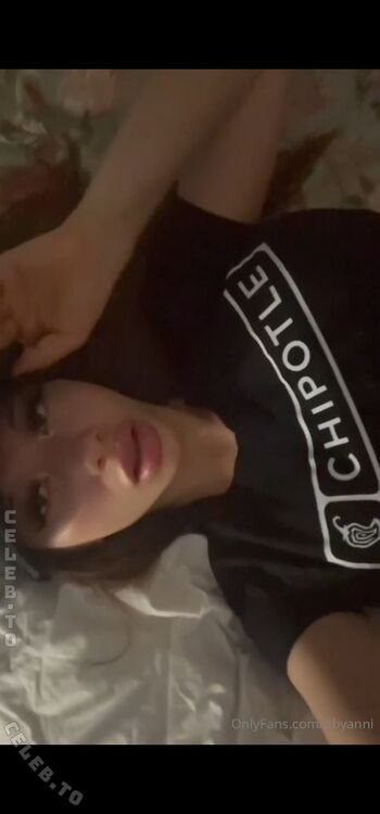 Full leaked Punannie annie private onlyfans photo