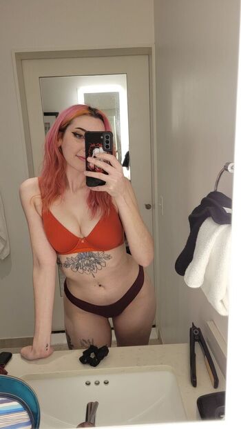 Full leaked Punkandpizza private onlyfans photo