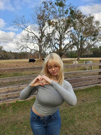 Full leaked Purrcattry private onlyfans photo