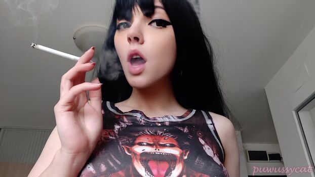 Full leaked Puwussycat private onlyfans photo