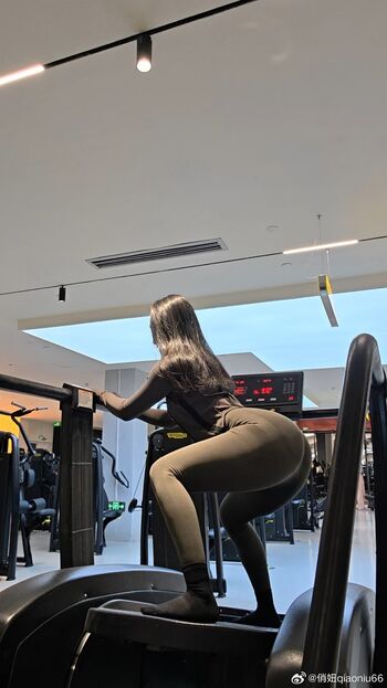 Full leaked Qiaoniutt  page private onlyfans photo