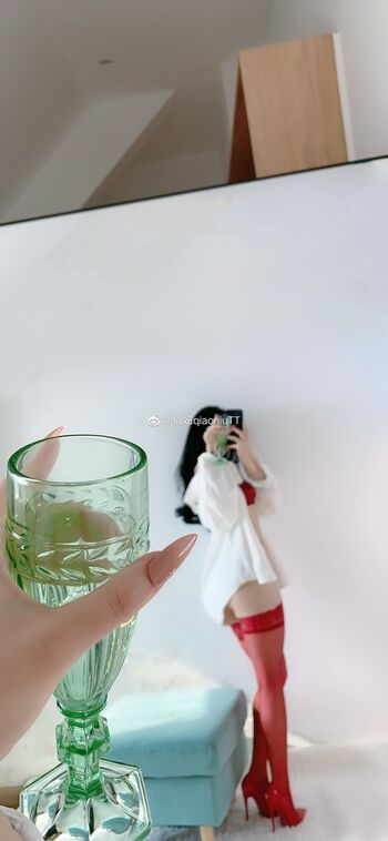 Full leaked Qiaoniutt  page private onlyfans photo