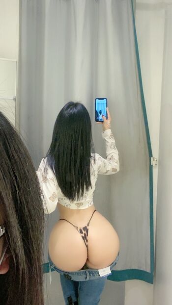 Full leaked Qiaoniutt  page private onlyfans photo