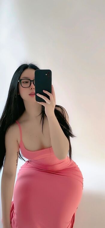 Full leaked Qiaoniutt  page private onlyfans photo
