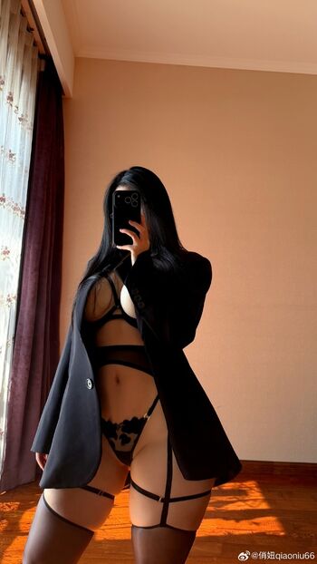 Full leaked Qiaoniutt  page private onlyfans photo