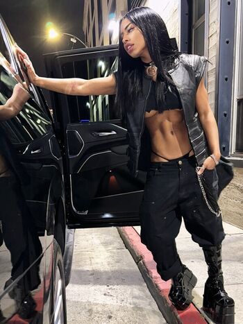 Full leaked Qimmah russo page private onlyfans photo