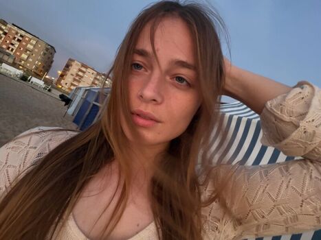 Full leaked Qoqsik private onlyfans photo