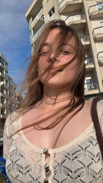 Full leaked Qoqsik private onlyfans photo