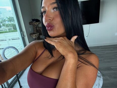 Full leaked Quadmommi private onlyfans photo