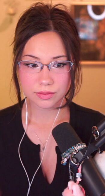 Full leaked Quarterjade page private onlyfans photo