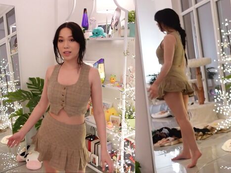 Full leaked Quarterjade private onlyfans photo