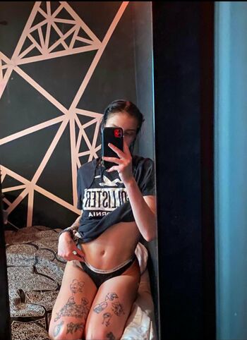 Full leaked Quebecoises page private onlyfans photo