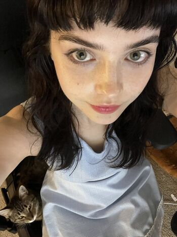 Full leaked Queen nep private onlyfans photo