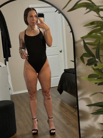 Full leaked Queenkofficial  page private onlyfans photo