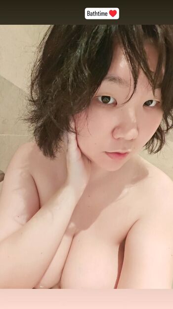 Full leaked Quistreous private onlyfans photo