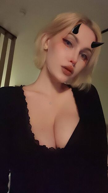 Full leaked Quqqurr valeria private onlyfans photo