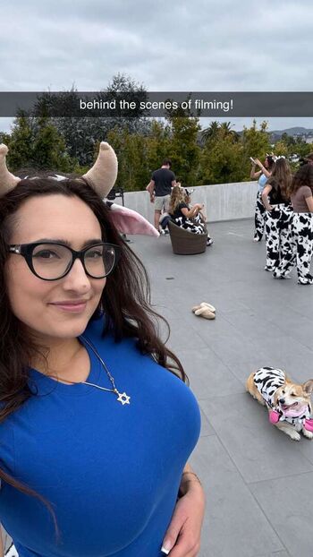 Full leaked Qveenjulia private onlyfans photo