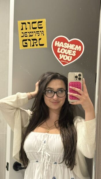 qveenjulia