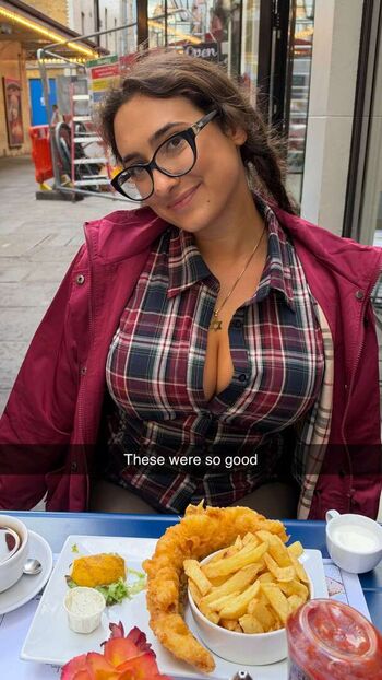 qveenjulia