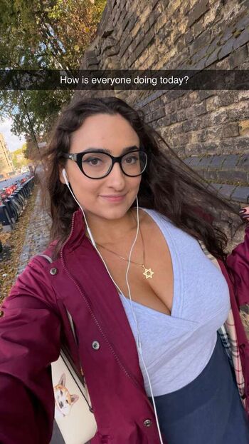 qveenjulia