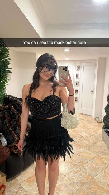 Full leaked Qveenjulia private onlyfans photo