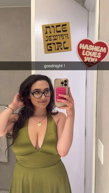 qveenjulia