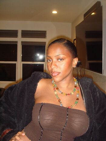 Full leaked Rachel chinouriri private onlyfans photo