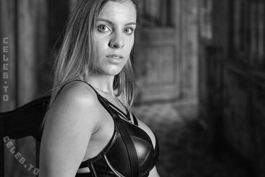 Full leaked Racinglisa private onlyfans photo