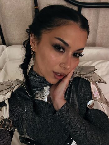 Full leaked Raeibon private onlyfans photo
