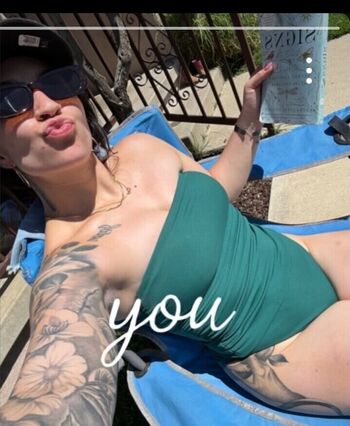 Full leaked Raelynn private onlyfans photo