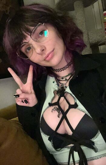 Full leaked Raephemel private onlyfans photo