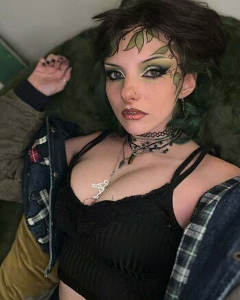 Full leaked Raephemel private onlyfans photo