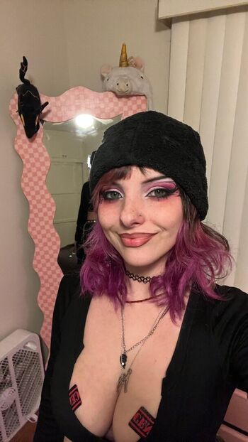 Full leaked Raephemel private onlyfans photo