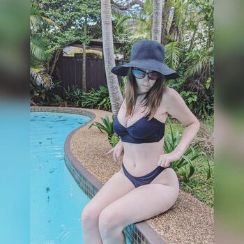 Full leaked Raeraesenpai private onlyfans photo
